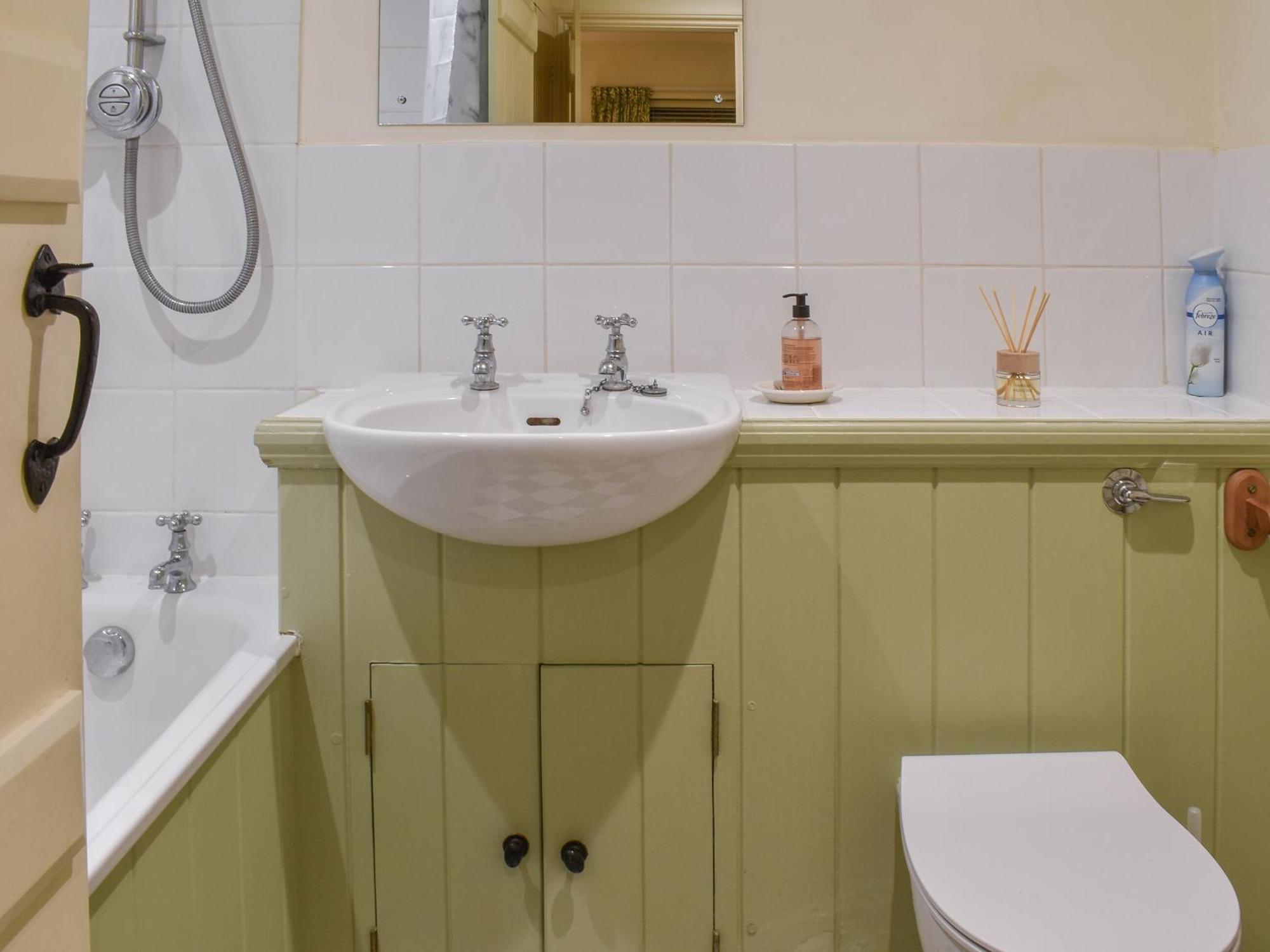 Honeysuckle Cottage North Mundham Extérieur photo