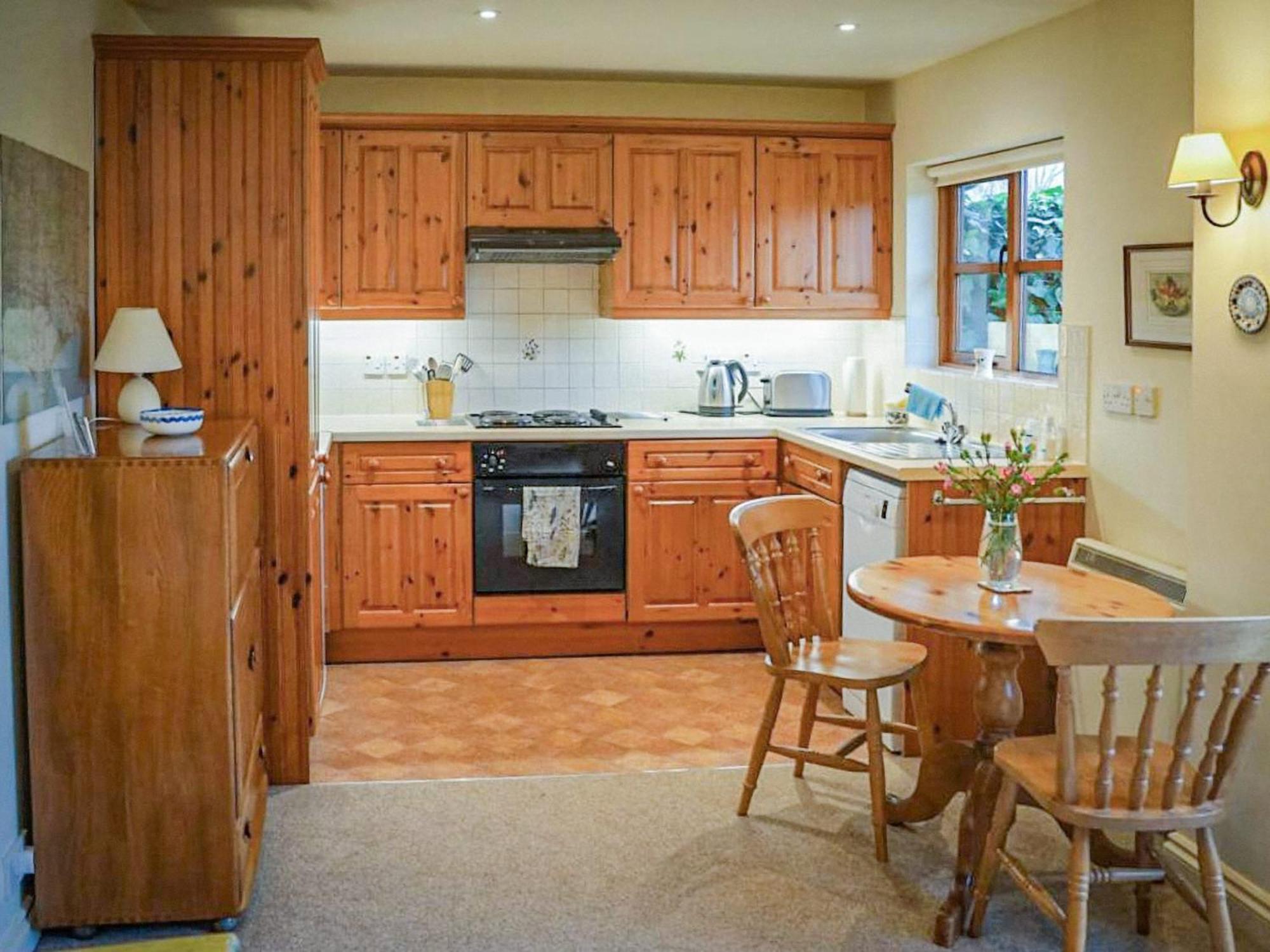 Honeysuckle Cottage North Mundham Extérieur photo