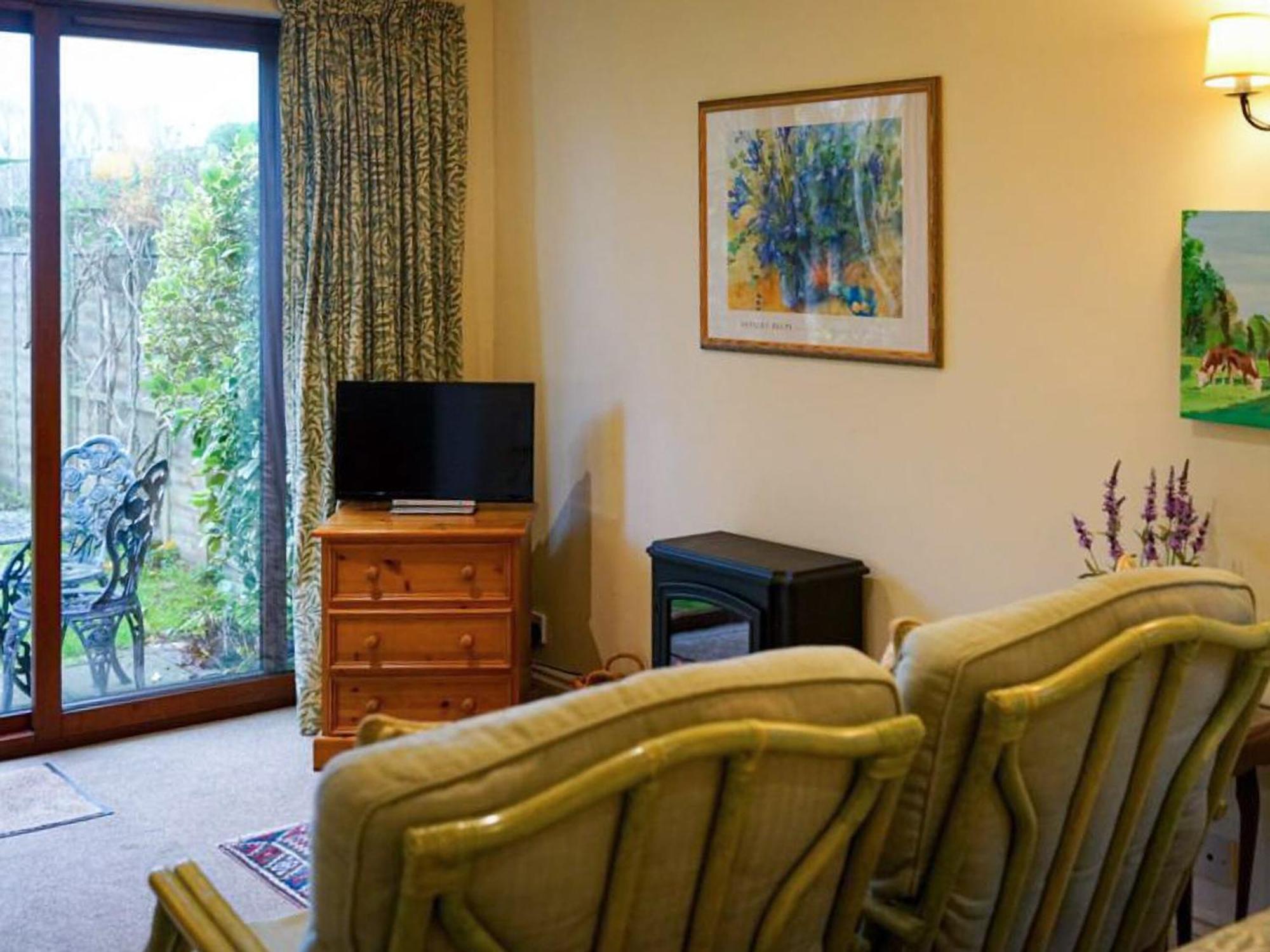 Honeysuckle Cottage North Mundham Extérieur photo